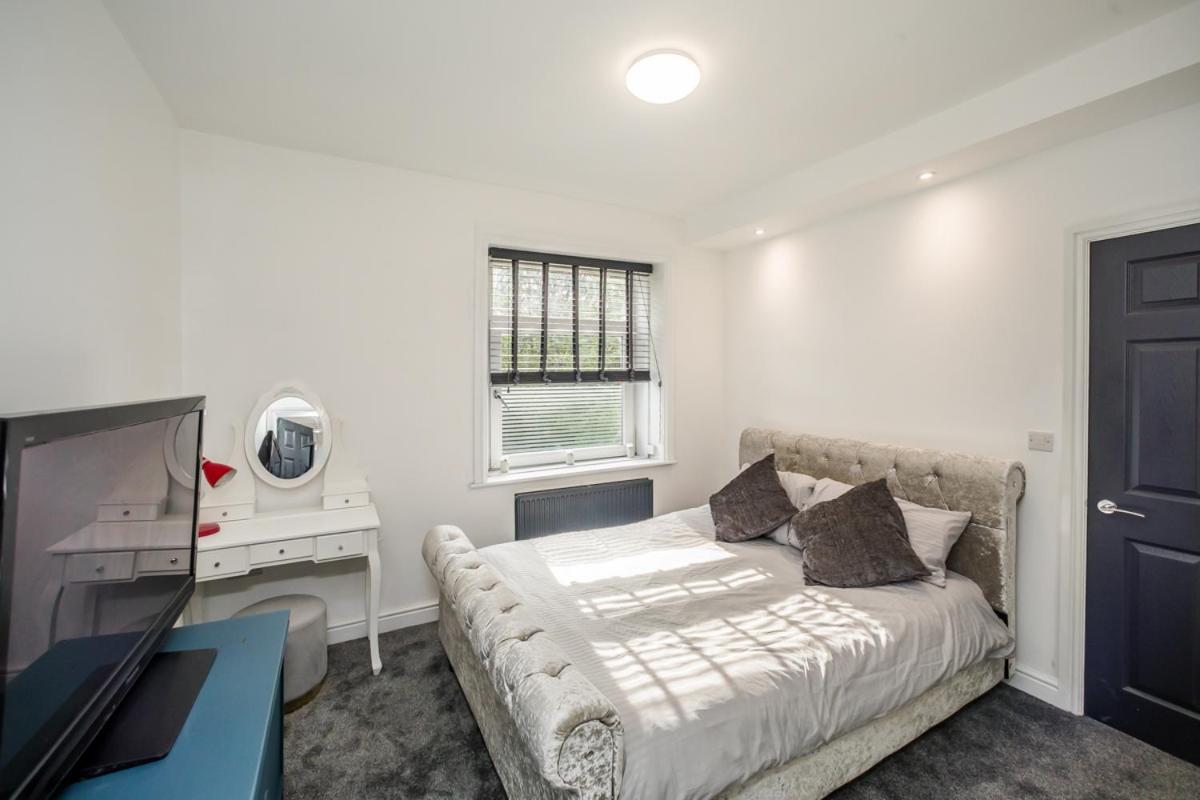 הודרספילד The Cosey Tucked-Away Cottage 2 Or 3 Bedroom Options חדר תמונה